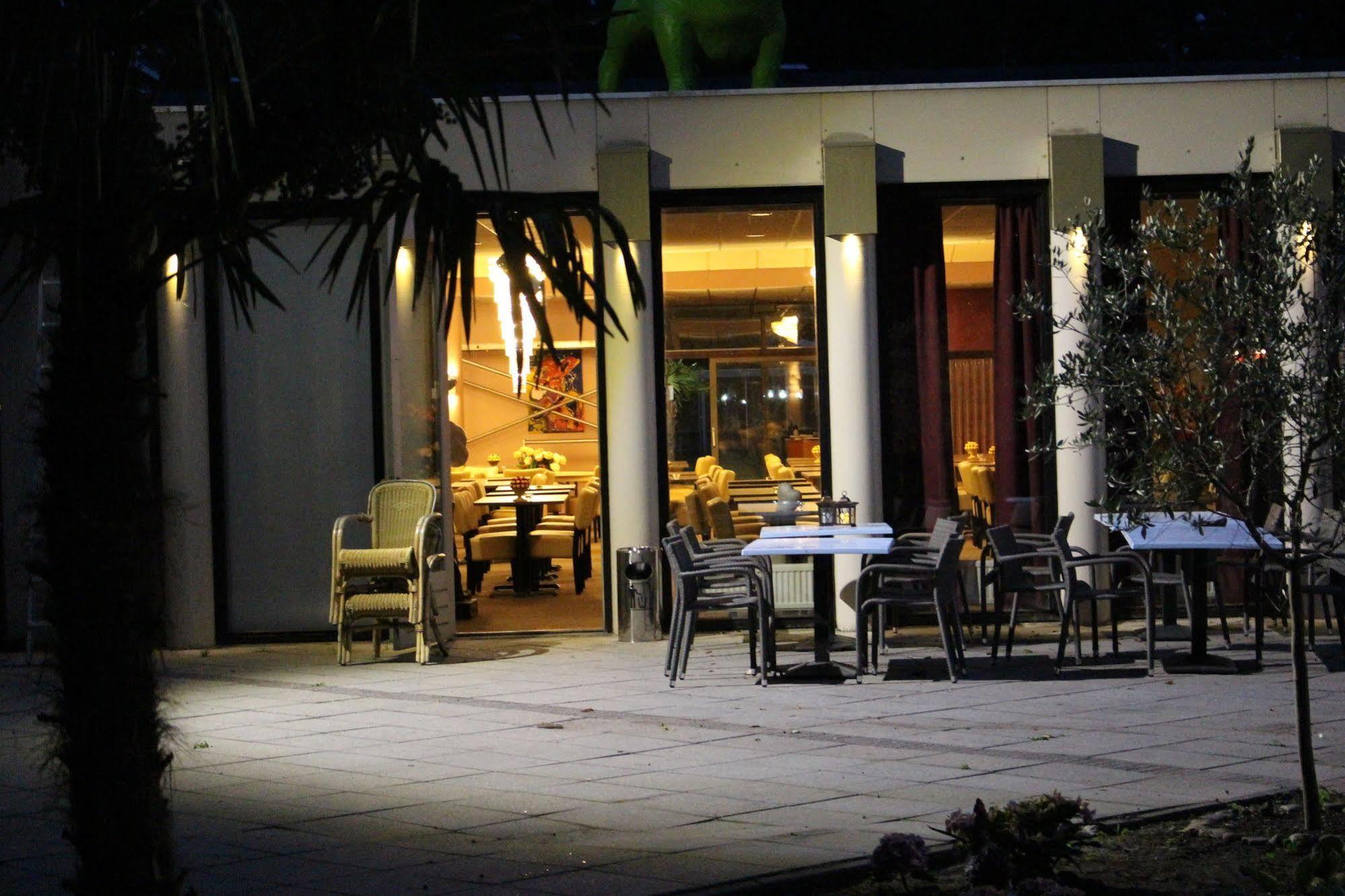 Hotel De Elderschans อาร์เดินเบิร์ก ภายนอก รูปภาพ